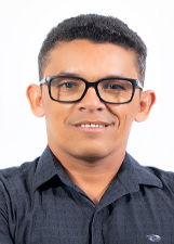 CLEONE MENEZES
